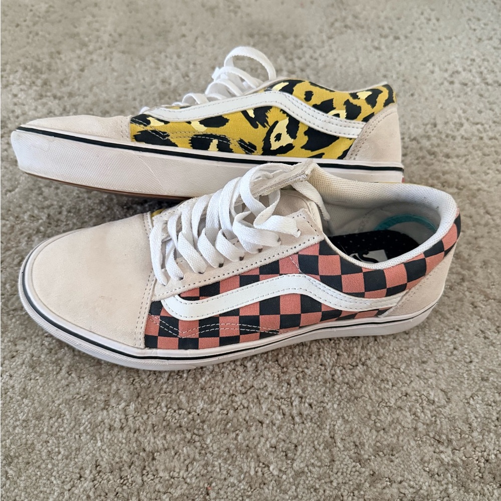LIKE NEW VANS OLD SKOOL COMFYCUSH MIXED MEDIA SNEAKERS, WOMENS, SIZE 9